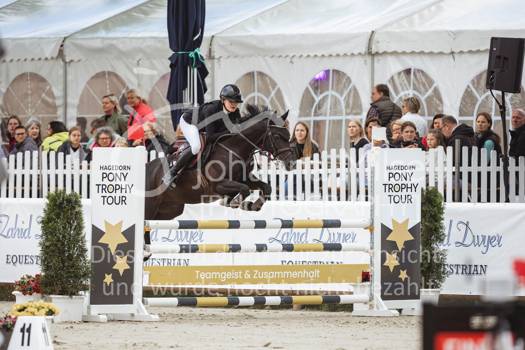 240713_BHO_PonyTrophy-346 | Deine schönsten Turniermomente als professionelle Fotos! Entdecke hochwertige Pferdesport-Fotografie im Online-Shop. Jetzt Fotos finden & bestellen!