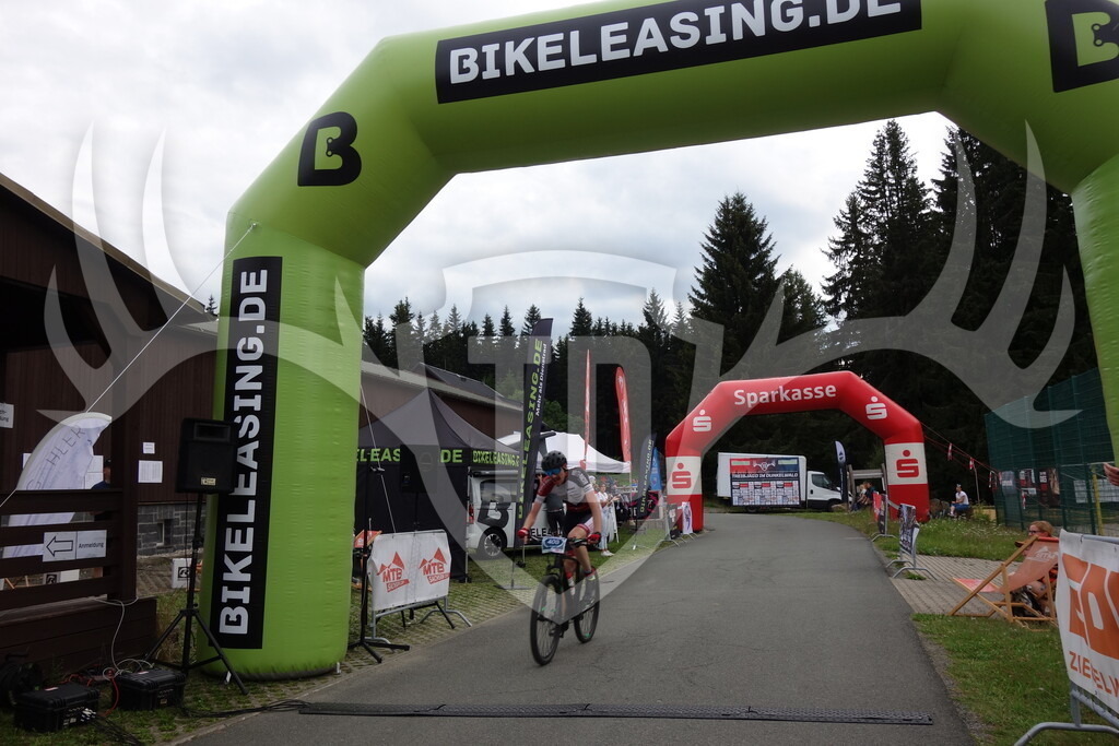 DSC03650 | Fotogalerie der Treibjagd im Dunkelwald - Dein MTB Etappenrennen im Erzgebirge - Realisiert mit Pictrs.com