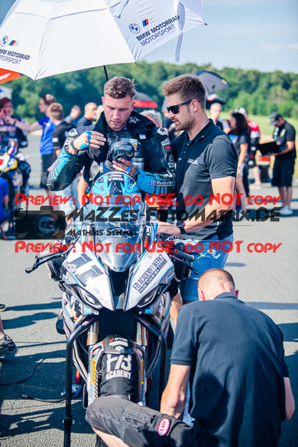 MaZZes_FotoMatrix_220724_0871 | Fotograf Mathias Schmid
Sportfotograf,
Eventfotograf,
Hochzeitsfotograf,
Portraitfotograf