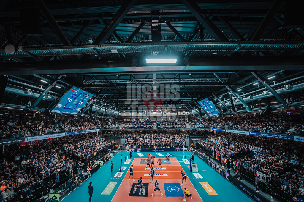 Volleyball | Herren | Saison 2024/2025 | 1. Volleyball Bundesliga Männer | Finale | SVG Lüneburg vs. BERLIN RECYCLING Volleys | 01.05.2025 | Die Ausverkaufte LKH Arena