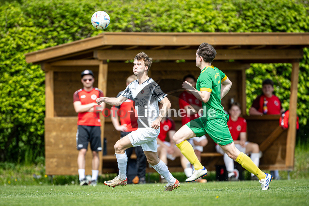 ASV Eglfing gegen SV Unterhausen | Fußball Herren A-Klasse Gruppe 5 Zugspitze 2025/26 22. Spieltag, ASV Eglfing gegen SV Unterhausen, 20260503,Zweikampf,2026-05-03 in 82436 Eglfing (Sportanlage Eglfing, Platz 1, Keltenstr. 21), Timo MEIR (SV Unterhausen 7), Jonas WINTER (ASV Eglfing 3)Copyright: WolfgangxLindner www.foto-lindner.de