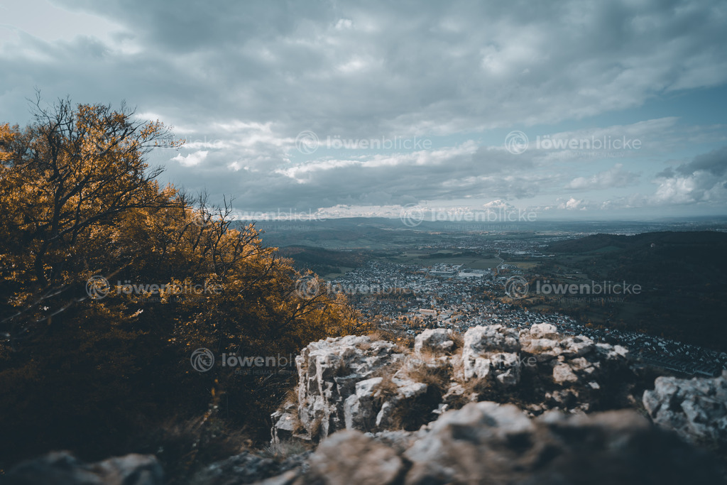 Donzdorf im Herbst mit Blick vom Messelstein | löwenblicke | shop