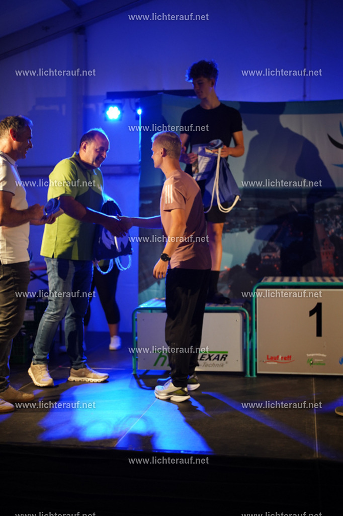 FSC00382 | Lichterlauf  - Realisiert mit Pictrs.com