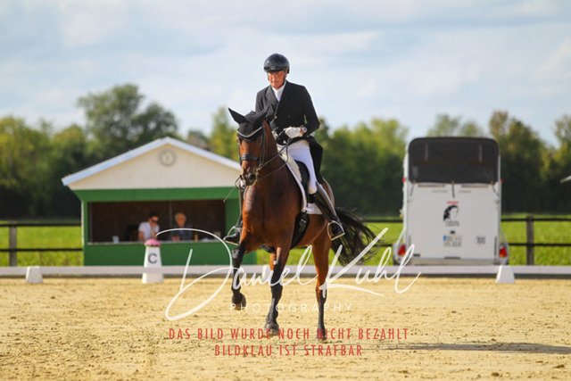 DKP45507 | Turniersportfotografie; Pferdefotografie; Dressurfotografie