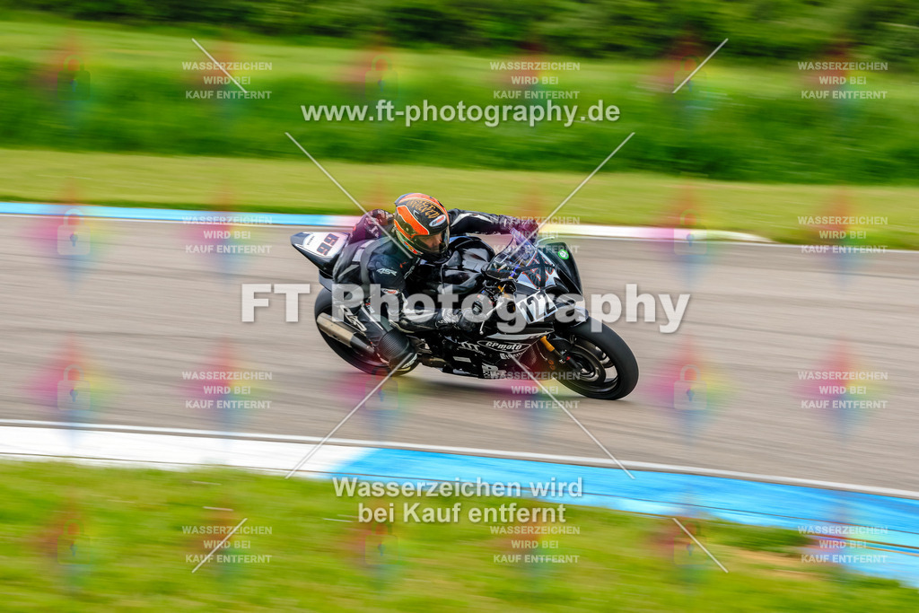 MotoTeam-9559 | Hier findet Ihr Bilder von Touristenfahrten auf der Nürburgring Nordschleife oder von anderen Veranstaltungen die ich besucht habe. Viel Spass beim Durch Schauen 