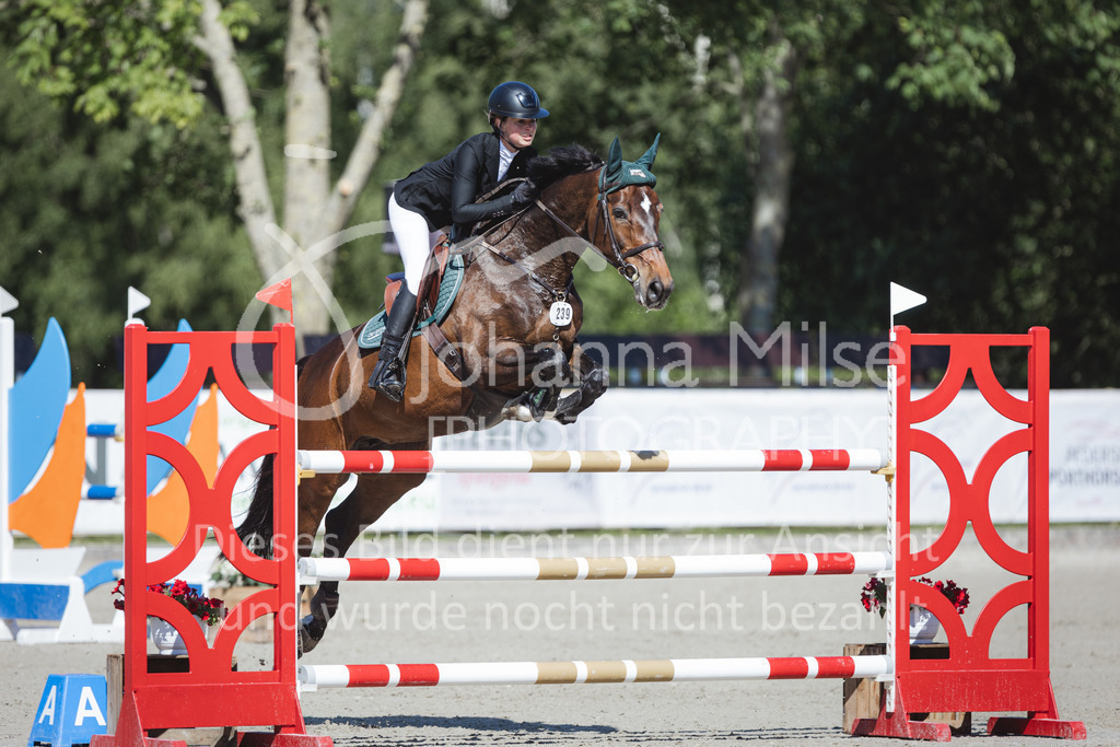 220603_CSI-Wohlde_SmallTour-120 | 08 CSI2* - Internationale Zweiphasenspringprüfung (1,30 m) 
Kleine / Small Tour
03.06.2022