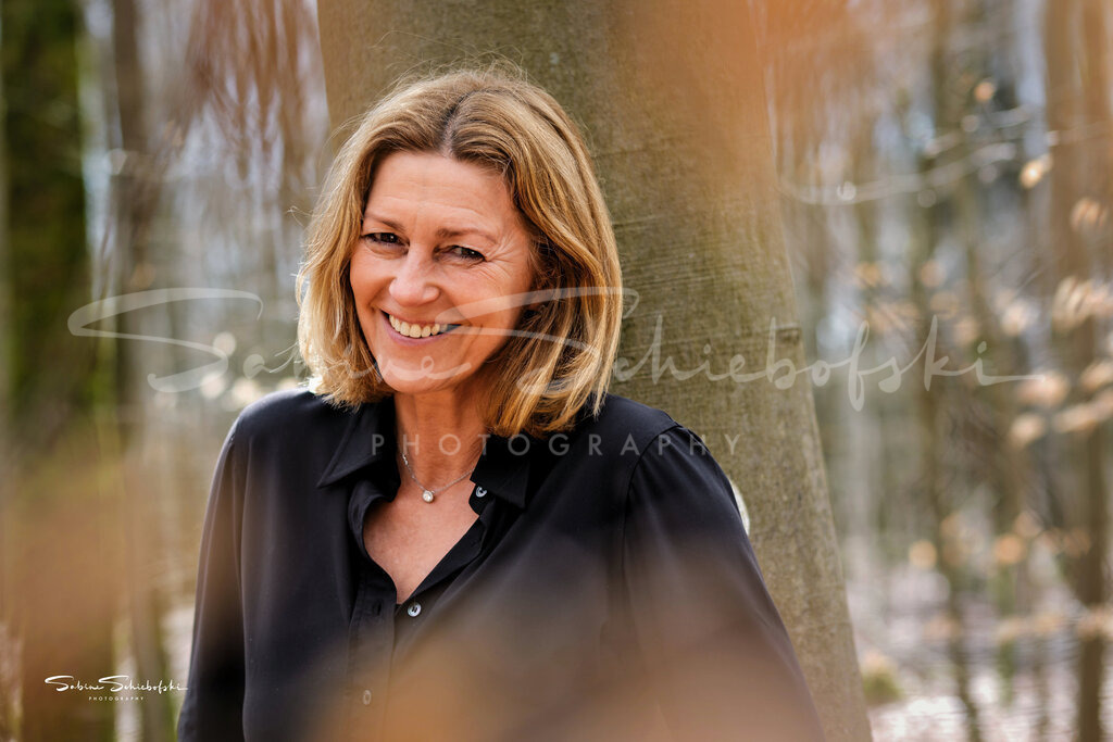 "Anke" | People- und Tierfotografie, Imageaufnahmen, Veranstaltungsfotografie und Wandbilder aus der Natur ★ Made in Germany ✔️ Druck + Downloads ✔️ Naturfotografie in Top Qualität ★ schneller Versand, weltweite Lieferung! - Realisiert mit Pictrs.com