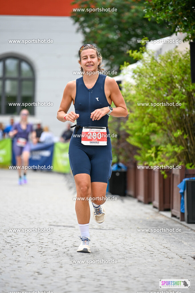 SZI_8145 | Stadttriathlon Erding 2025. #yourpictrs #sportshot_your_pictrs @Sportshotphotography #stadttriathlonerding Copyright: www.sportshot.de
