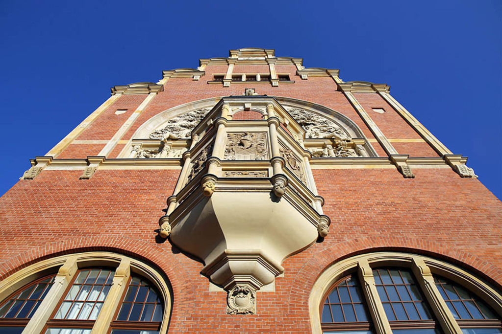 Foto: Leipzig - Deutsches Buchgewerbehaus | Das Team hinter BILDLEXIKON LEIPZIG bündelt historische wie aktuelle Informationen über die Stadt Leipzig in Text und Bild auf einer Plattform und stellt diese der interessierten Öffentlichkeit zur Verfügung.