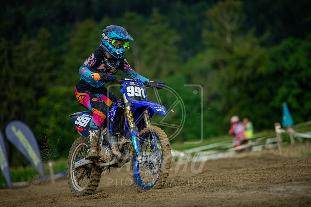 Lady (324) | Paeschuphoto Shop - Wer nicht sucht der auch nicht findet.Ob Motocrossbilder oder von einem besuchtem Spiel, Hauptsache Action. - Realisiert mit Pictrs.com