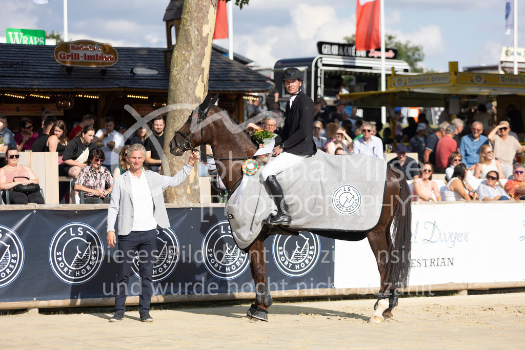 250713_BHO_S2-Spr_GP-988 | Deine schönsten Turniermomente als professionelle Fotos! Entdecke hochwertige Pferdesport-Fotografie im Online-Shop. Jetzt Fotos finden & bestellen!