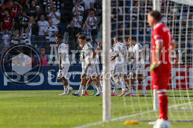 21.08.2026, GER, Fussball, Herren, DFB-Pokal, Saison 2026/2027, SC St. Tönis vs Eintracht Frankfurt | Jonathan Burkhardt (Frankfurt) Torjubel, jubelt nach seinem Treffer zum 0:1