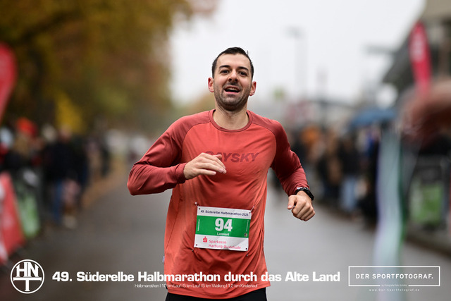 Süderelbe Halbmarathon 2025 I 09.11.2025 I Fotograf_DerSportfotograf.I 00723 | Der Sportfotograf. - Realisiert mit Pictrs.com