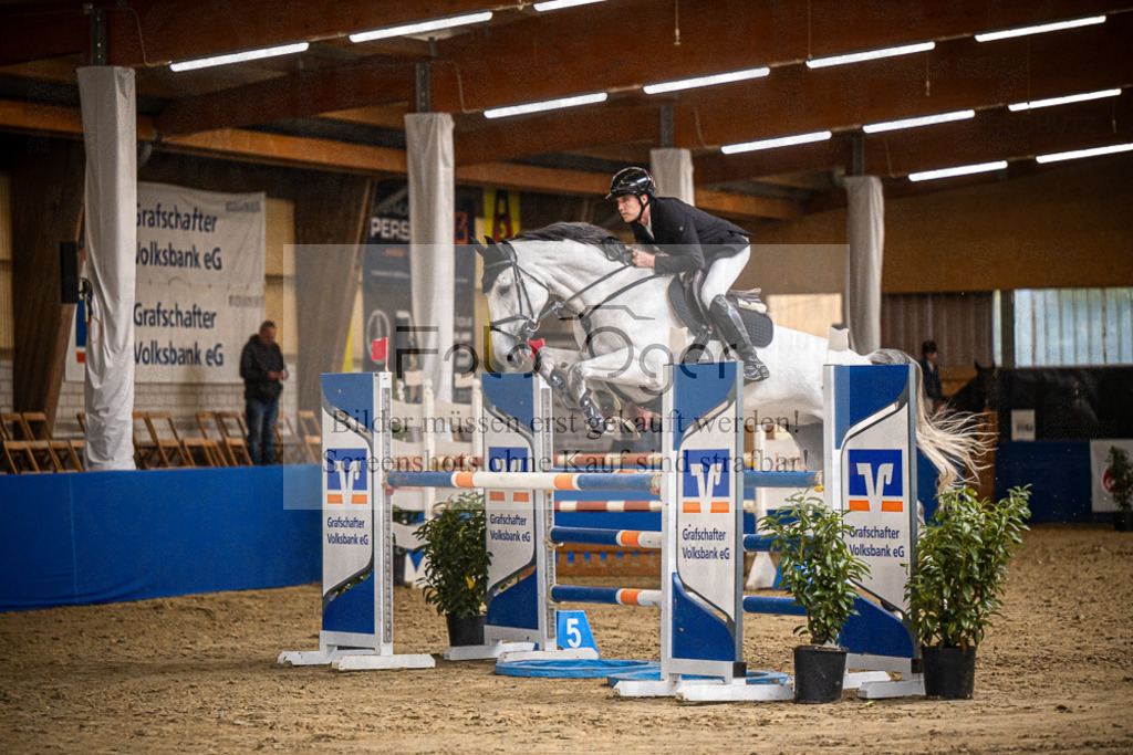 DOS_0975 | Entdecke hochwertige Reitturnierfotos von Foto Oger. Professionell, emotional und authentisch – jetzt Lieblingsmomente im Shop bestellen.Deutschlandweite Turnierfotografie. - Realisiert mit Pictrs.com