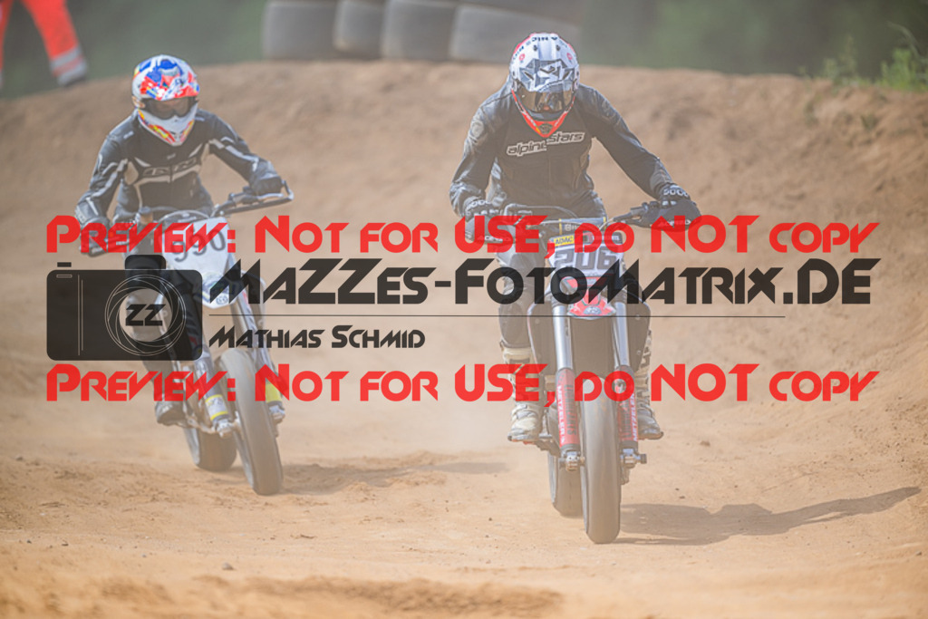 MaZZes_FotoMatrix_220529_6152 | Fotograf Mathias Schmid
Sportfotograf,
Eventfotograf,
Hochzeitsfotograf,
Portraitfotograf