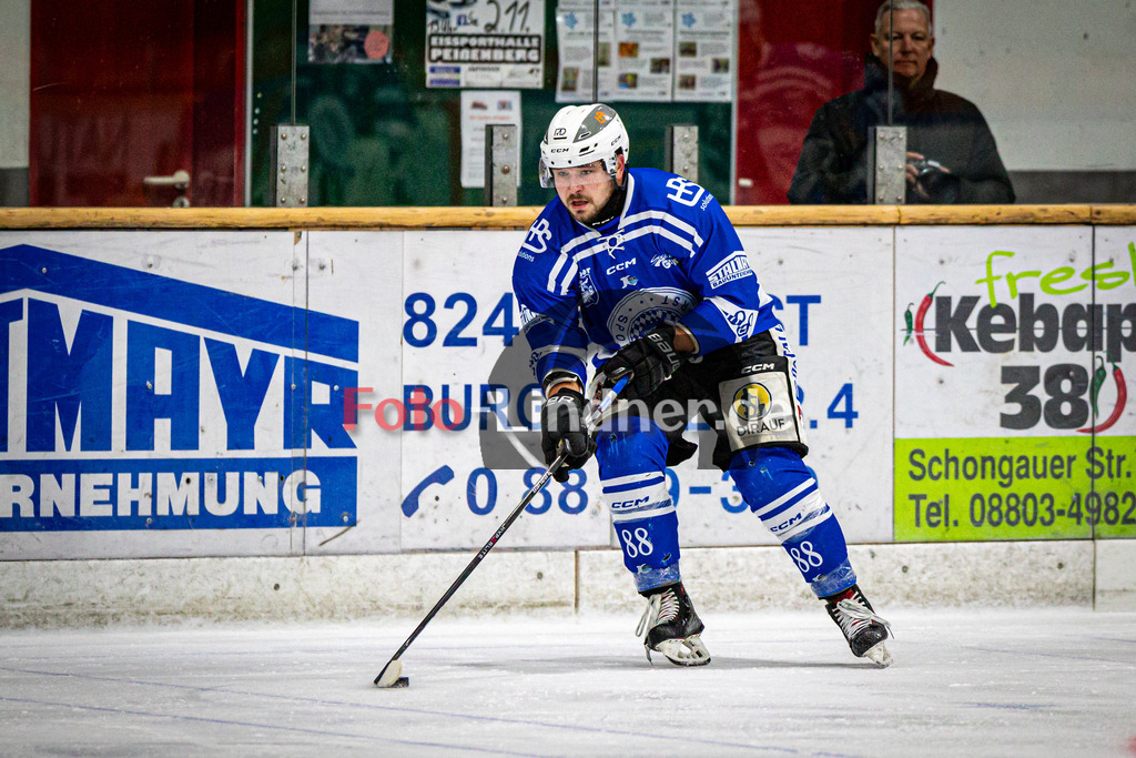 SC Forst NATURE BOYS gegen WANDERERS Germering | Eishockey Landesliaga Herren Gruppe A 2024/2025, SC Forst NATURE BOYS gegen WANDERERS Germering, 20241025,Tobias ESTERMAIER (Nature Boyz 88) in Aktion,2024-10-25 in Peißenberg (Eisstadion Peißenberg), Tobias ESTERMAIER (Nature Boyz 88)Copyright: WolfgangxLindner www.foto-lindner.de
