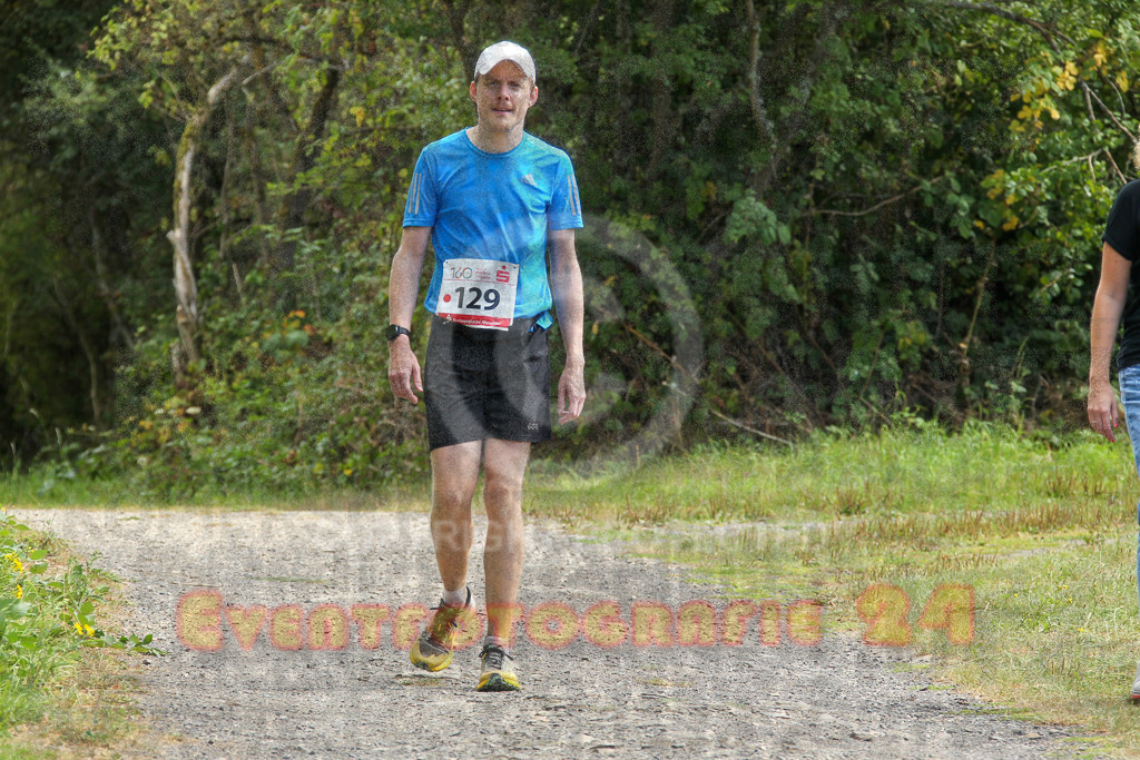 250830_1405_EV4_4314 | Sportfotografie im Rhein-Sieg Kreis, Köln, Bonn, NRW, Rheinland Pfalz, Hessen, etc. Unser Tätigkeitsfeld umfasst den Laufsport vom Volkslauf über den Marathon, Duathlon, Triathon bis zum Ultralauf wie Kölnpfad Ultra oder Schindertrail.