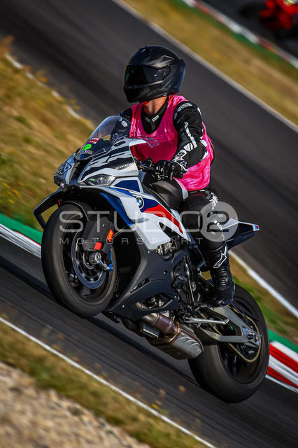 0989-250705LR-007_989 | Deine Full-Service-Agentur für ✔️Videoproduktionen und ✔️Motorsportfotografie Jetzt Angebot anfragen!