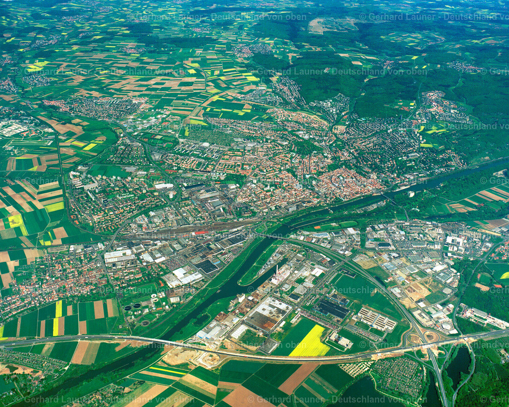 9500898 | Online-Shop für Luftbilder aus Deutschland. Seit über 45 Jahren baut Gerhard Launer das Luftbildarchiv mit unterschiedlichsten Themen stetig weiter aus.