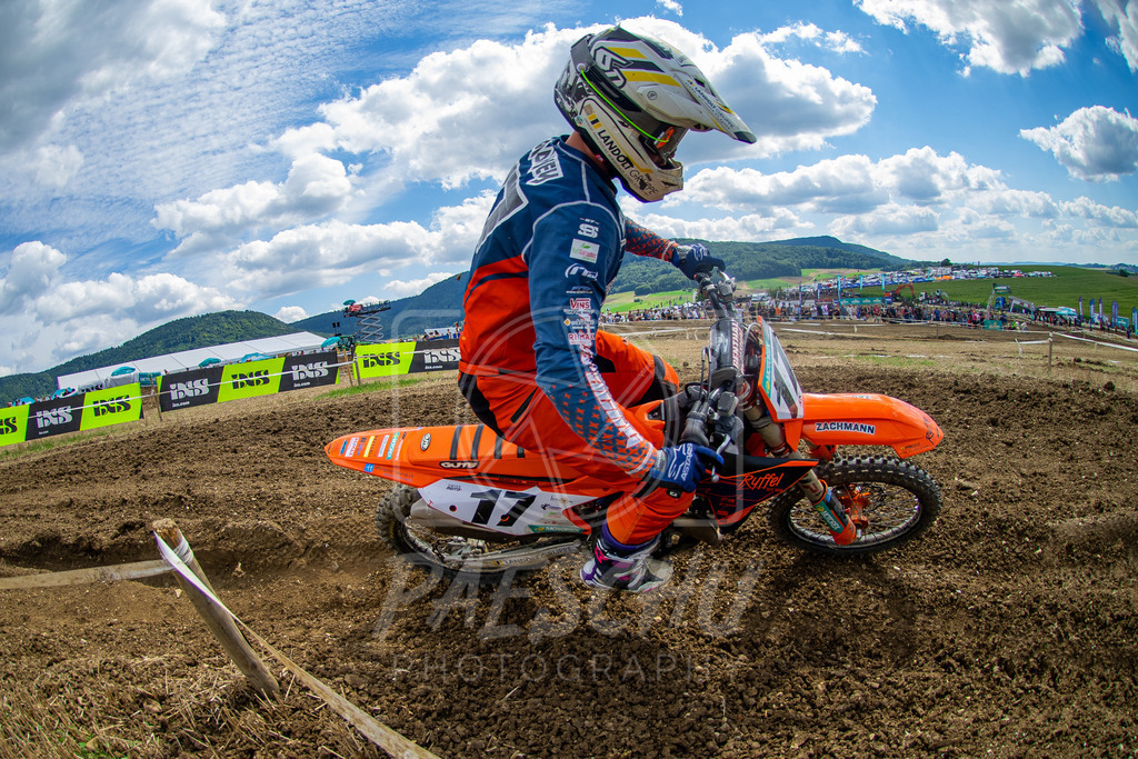 MX1 (369) | Paeschuphoto Shop - Wer nicht sucht der auch nicht findet.Ob Motocrossbilder oder von einem besuchtem Spiel, Hauptsache Action. - Realisiert mit Pictrs.com