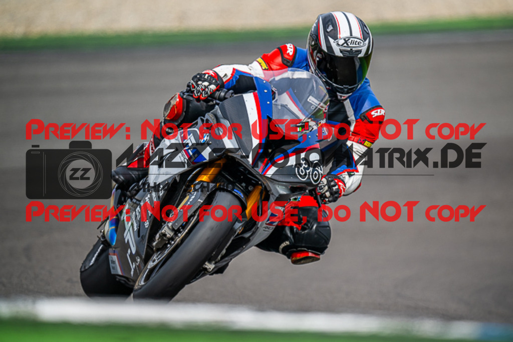 MaZZes_FotoMatrix_230410_5039-2 | ROT