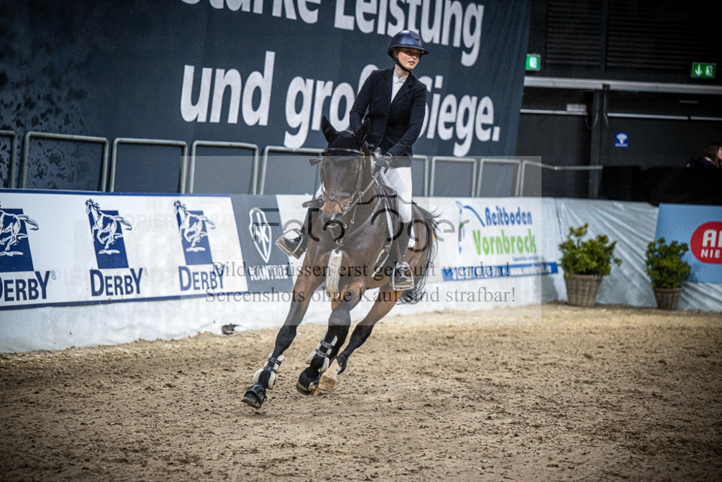 DOS_0799 | Entdecke hochwertige Reitturnierfotos von Foto Oger. Professionell, emotional und authentisch – jetzt Lieblingsmomente im Shop bestellen.Deutschlandweite Turnierfotografie. - Realisiert mit Pictrs.com