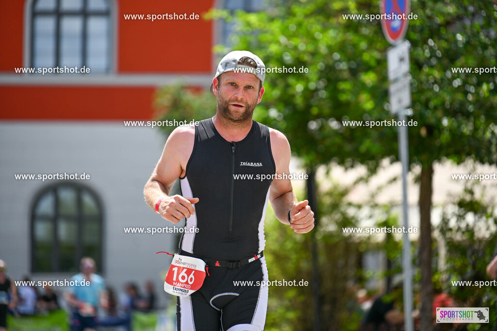 SZI_7202 | Stadttriathlon Erding 2025. #yourpictrs #sportshot_your_pictrs @Sportshotphotography #stadttriathlonerding Copyright: www.sportshot.de