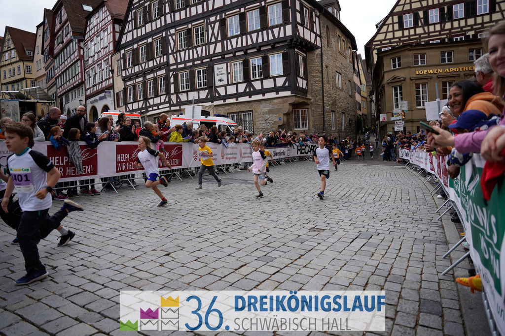 AOK Junior Cup 400m | 3Königslauf 2022 AOK Junior Cup 400m - Realisiert mit Pictrs.com