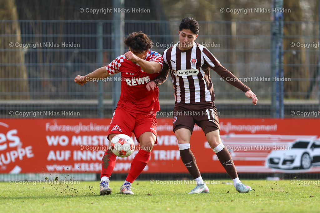 NH_FCEiintrachtNorderstedt_FCStPauliU23_RegionalligaNord_08032026 | #4 Fabian Grau (FC Eintracht Norderstedt), #17 Haron Sabah (FC St. Pauli U23)Fußball I Herren I Regionalliga Nord I Saison 2025-2026 I 25. Spieltag I FC Eintracht Norderstedt - FC St. Pauli I 08.03.2026 I Edmund-Plambeck-Stadion
