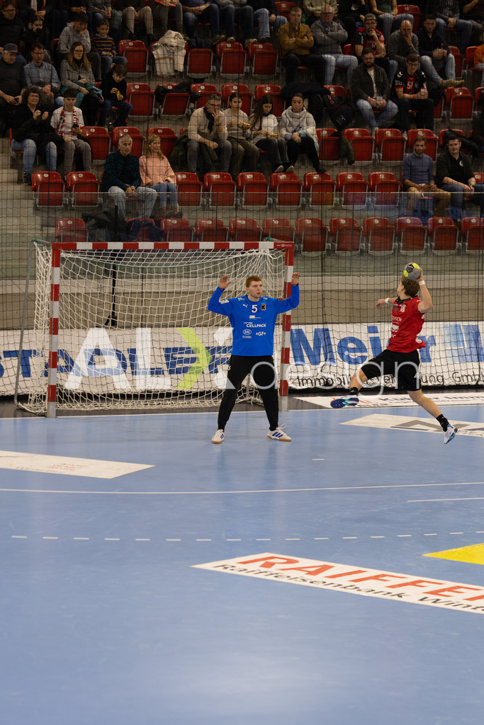 Handballen I Herren I Saison 2025-2026 I Quickline Handball League 2026 | Men I 18. Spieltag I Pfade Winterthur - Kadetten Schaffhausen I 20.12.2025 | 18 Daniel Parkhomenko (Pfadi Winterthur) – Rückraum rechts - Realisiert mit Pictrs.com