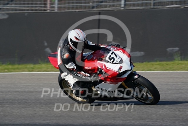 2022_05_09_PBK_26325 | Sportfotografie; SlowMotion; Video; Rennstrecke; Hafeneger; Speer; Racing; RSE; BMW; CBO; Trackday; Motorsportarena; Hockenheimring; Brno; Most; Barcelona; Valencia