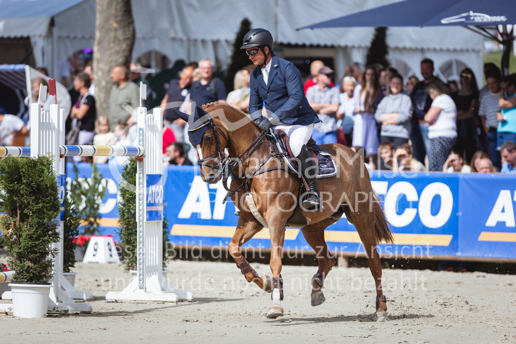 240714_BHO_GroßerPreis-637 | Deine schönsten Turniermomente als professionelle Fotos! Entdecke hochwertige Pferdesport-Fotografie im Online-Shop. Jetzt Fotos finden & bestellen!