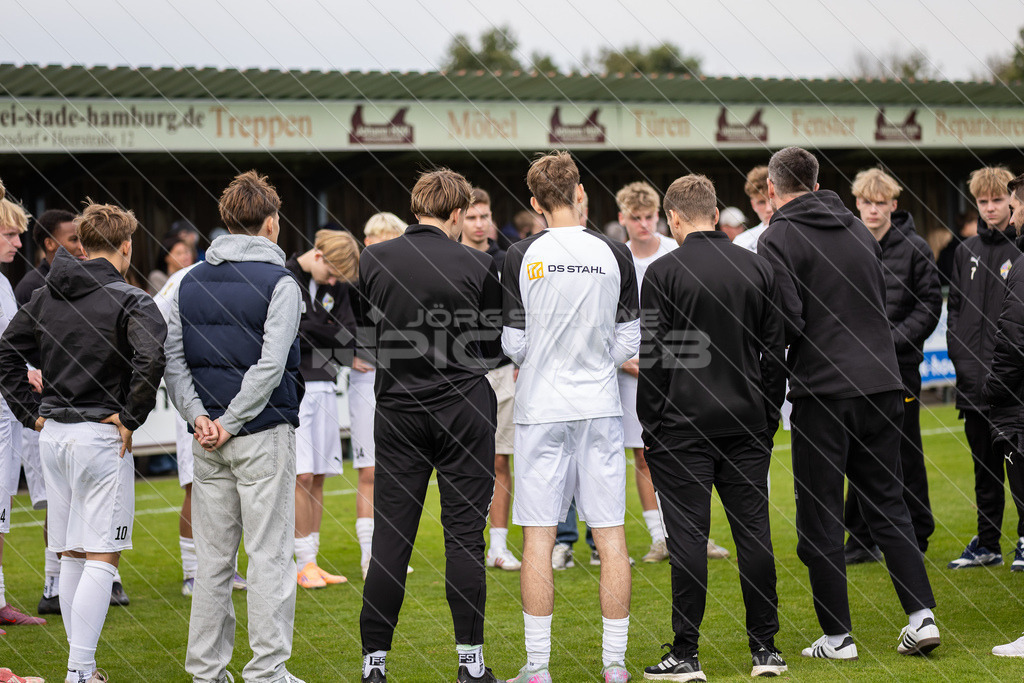 20251003_Picselweb-Fotografie_1R3_2954 | DFB Pokal 2. Runde, JFV A/O/B/H/H - SV Stuttgarter Kickers, Foto: Jörg Struwe - picselweb.de - Realisiert mit Pictrs.com