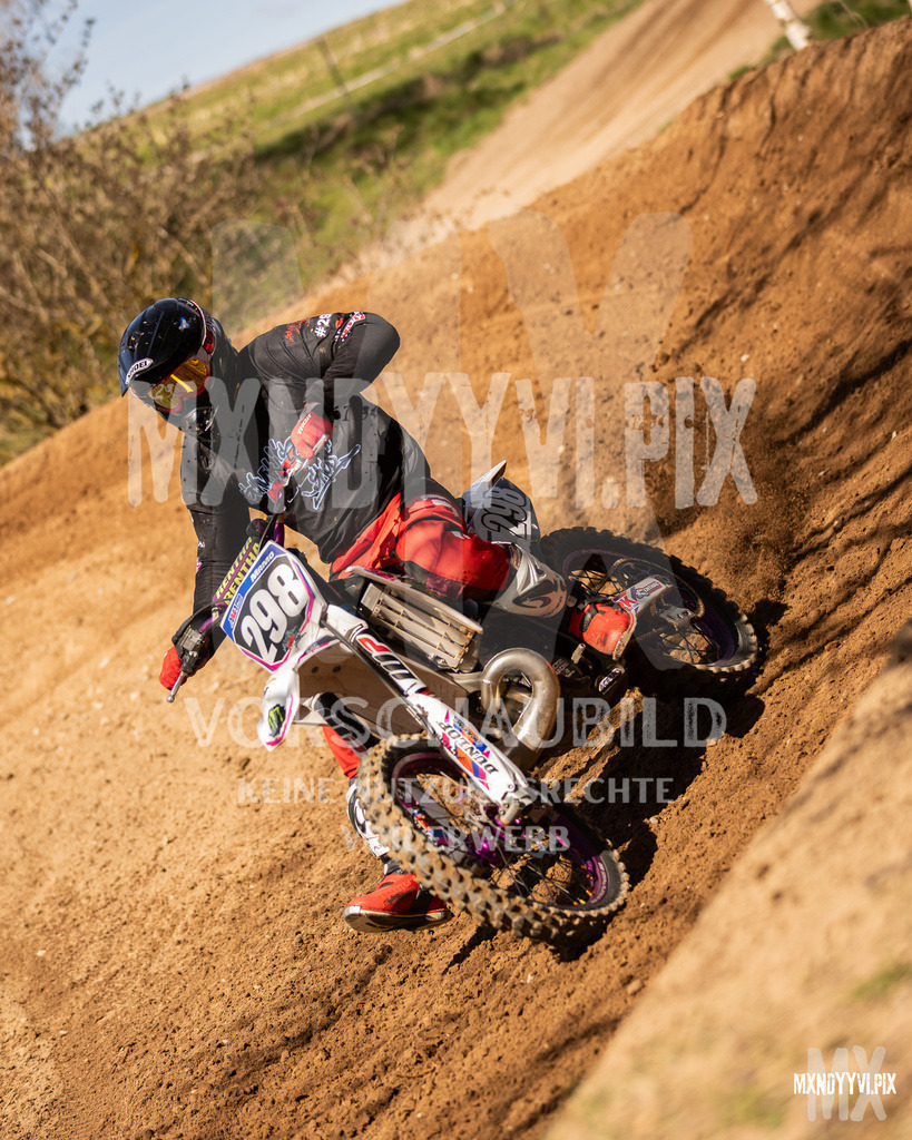 866A2890 | mxndyyvipix
