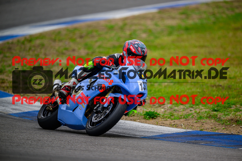 MaZZes_Fotomatrix_20250421_6007705_5789 | GELB