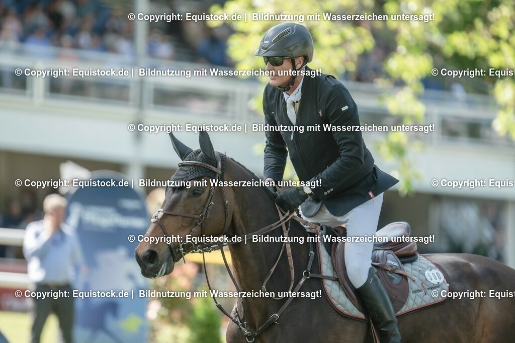 20230528_17_CSI4_Hess.Min.Präs_0061 | equistock