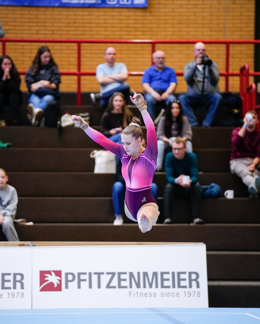 3WKT3BuLiN58913-2 | 3.WKT - 3. Bundesliga Nord der Deutschen Turnliga (DTL) 2025 in KetschDatum: 20251012Ort: Ketsch(DE) - NeurotthalleFotograf: Christian Habel