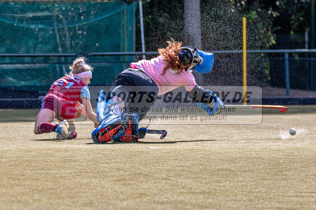 SM_20240915-D5A_2159 | 1.Bundesliga Feldhockey (W) UHC - MSC / 3:0 n.P. (0:0,0:0)