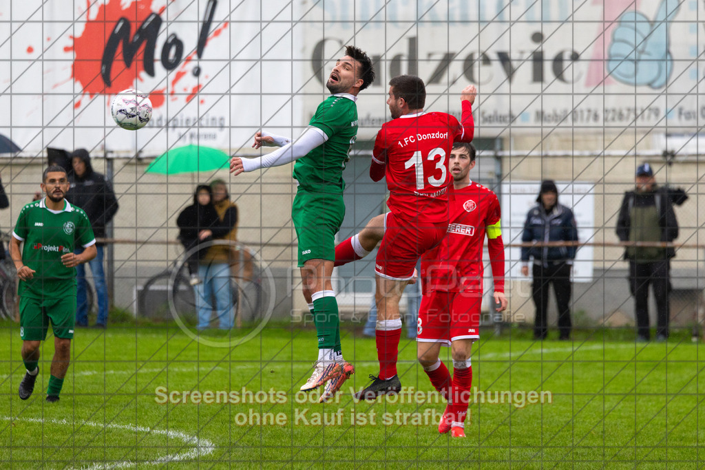 20261011_152049_0052_(c)_by_PhotoPeet | #,KSG Eislingen (grün) vs. 1.FC Donzdorf (rot), Fußball, Bezirksliga - Bezirk Neckar/Fils, 07. Spieltag, Saison 2026/2027, Rasensportplatz, Albstraße 69, 73054 Eislingen, 11.10.2026 - 15:00 Uhr,Foto: PhotoPeet / Sport- &amp; Eventfotografie / Peter Harich