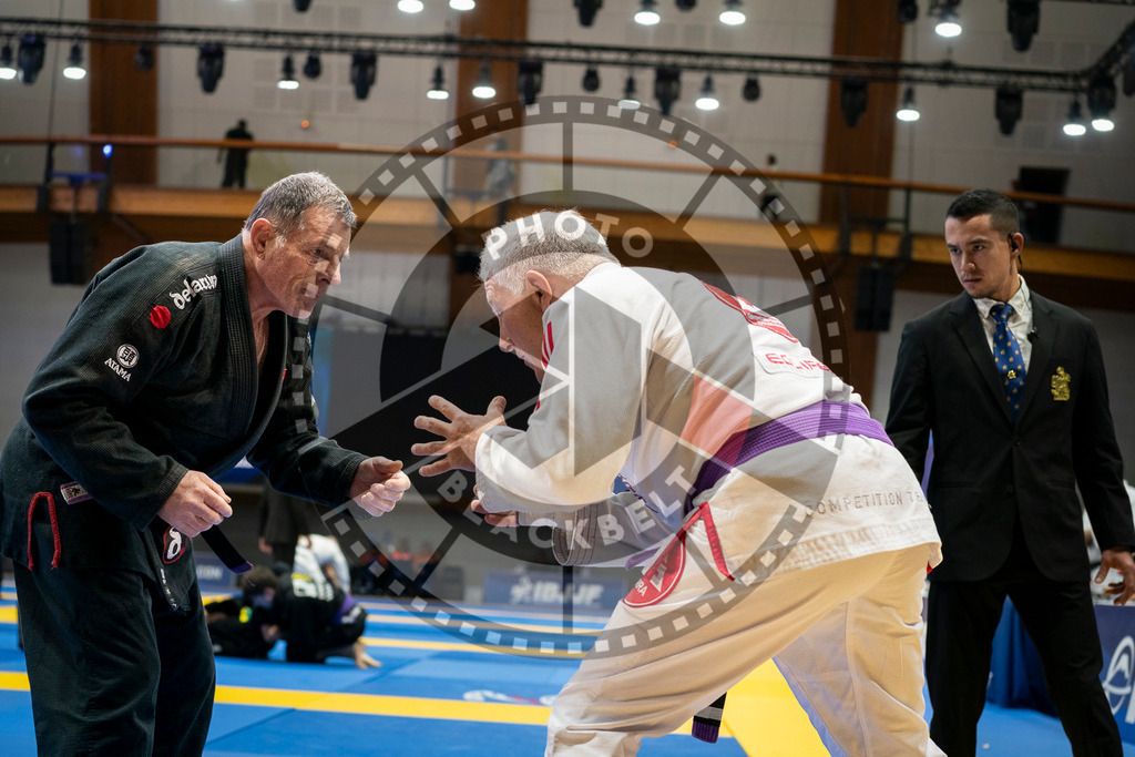20240125PBB02613 | Fighters compete during the sixth day of the Brazilian Jiu-jitsu European Championship of the IBJJF in Paris, France, on January 25, 2024.