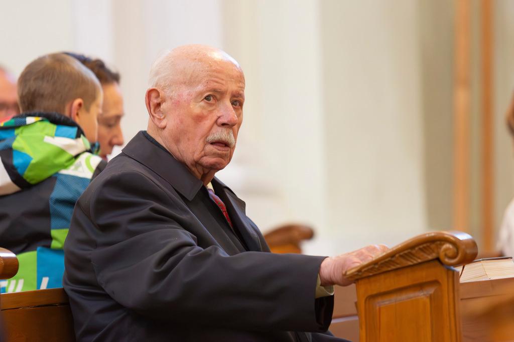 Festmesse-026 | Fotodoku der Festmesse anläßlich der Seligsprechung von Maria Theresia LEDOCHOWSKA 1975, zelebriert von Altbischof DDr. Klaus Küng und Pfarrer Mag. Zenon PAJAK in der Pfarrkirche Loosdorf. 