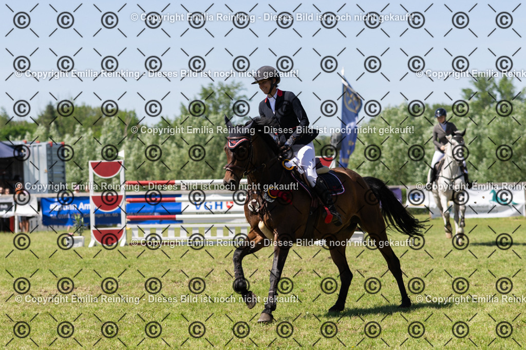 CL5A1310 | Emilia Reinking Fotografie - Realisiert mit Pictrs.com