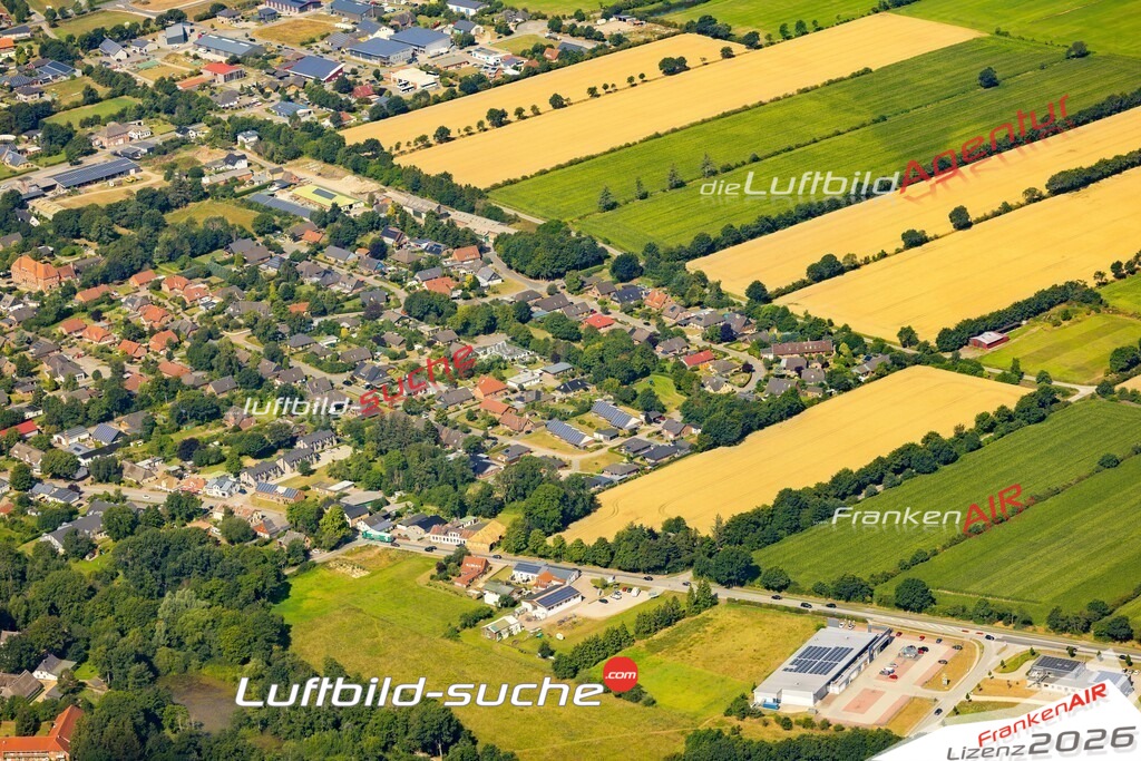 Das Luftbild der Stadt Schafflund wurde 2022 vom Flugzeug heraus erstellt (keine Drohnen-Aufnahmen) Aufnahmehöhe ca.450 Meter- hohe Bildauflösung und Druck-Qualität. Garantiert!