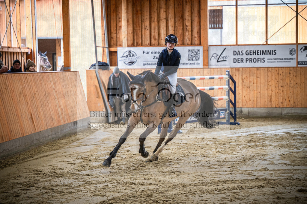 DOS_0361 | Entdecke hochwertige Reitturnierfotos von Foto Oger. Professionell, emotional und authentisch – jetzt Lieblingsmomente im Shop bestellen.Deutschlandweite Turnierfotografie. - Realisiert mit Pictrs.com