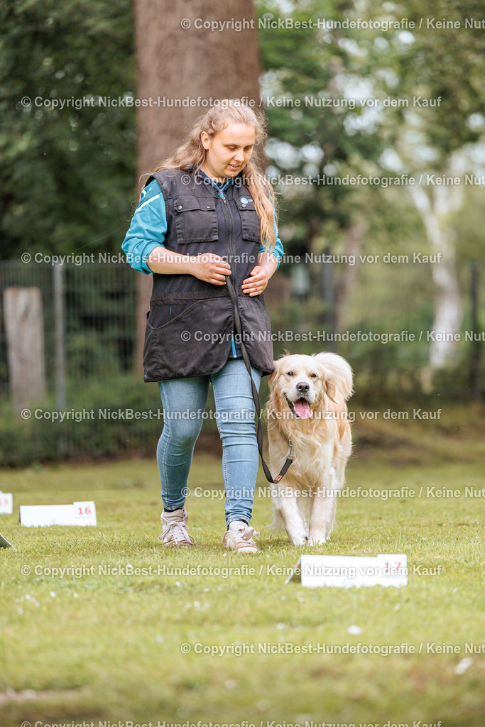 RO-Blumenthal-2026-Nickbest-Hundefotografie-3121 | Dein Hund! Dein Moment! Deine Erinnerungen! Hundefotografie in Bremen Blumenthal. Ich fange die besonderen Momente deines Vierbeiners ein – ob Indoor mit Blitzanlage oder in der freien Natur. Sicher dir dein Moment und dein Termin für eure Erinnerungen.