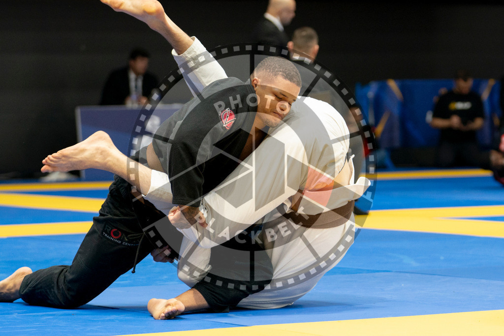 20240124PBB02269 | Fighters compete during the second day of the IBJJF European Championship in Paris, France, on January 24, 2024.