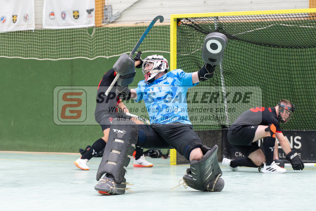 SFE_20251213_0109 | Köln, Deutschland, 13.12.2025:  Hockey 1. Bundesliga Herren Rot-Weiss - DSD Düsseldorf im KTHC Stadion Rot-Weiss Köln Tennis and Hockey Club am 13.12.2025 in Köln, Deutschland. (Foto von Fehrmann)Köln, Germany, 13.12.2025: Hockey 1. Bundesliga Herren Rot-Weiss - DSD Düsseldorf in KTHC Stadion Rot-Weiss Köln Tennis and Hockey Club at 13.12.2025 in Köln, Deutschland. (Foto from Fehrmann)