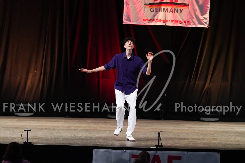 FW701437 | FRANK WIESEHAHN MEDIA - Realisiert mit Pictrs.com