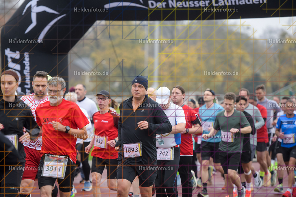 Neusser Erftlauf 2025  | 15km Neusser Erftlauf 2025 Foto: Heldenfoto.de