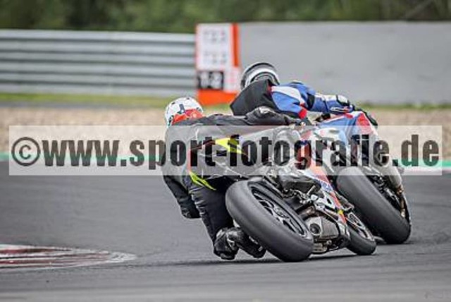 pube8991 | Professionelle Fotos von Sportveranstaltungen, aber auch Hochzeiten und anderen Events. - Realisiert mit Pictrs.com